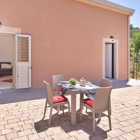 Maria Holiday home Paola